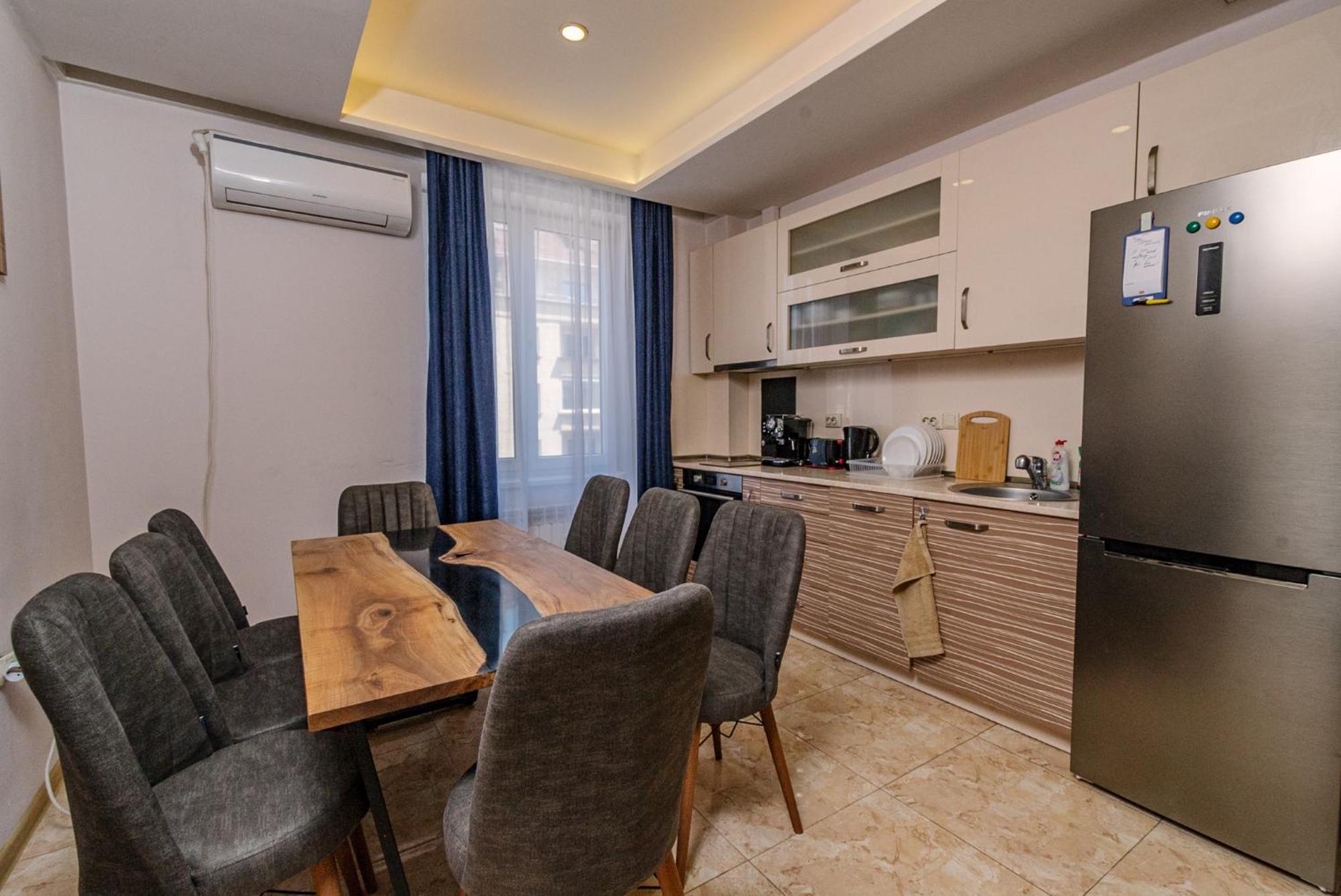 3Bdr, Top Center Retreat, City Heart, Free Parking Sofia Exterior photo