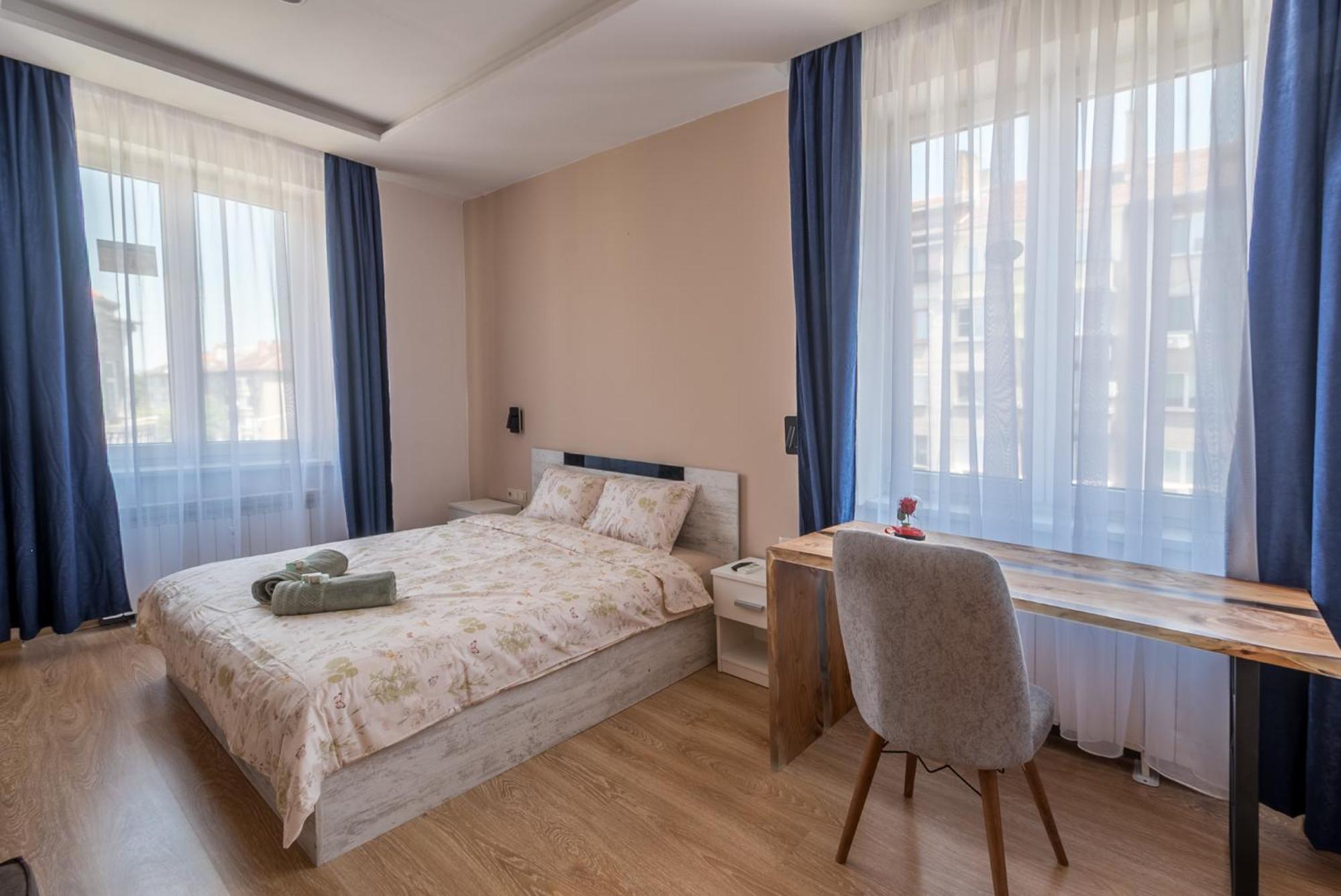 3Bdr, Top Center Retreat, City Heart, Free Parking Sofia Exterior photo